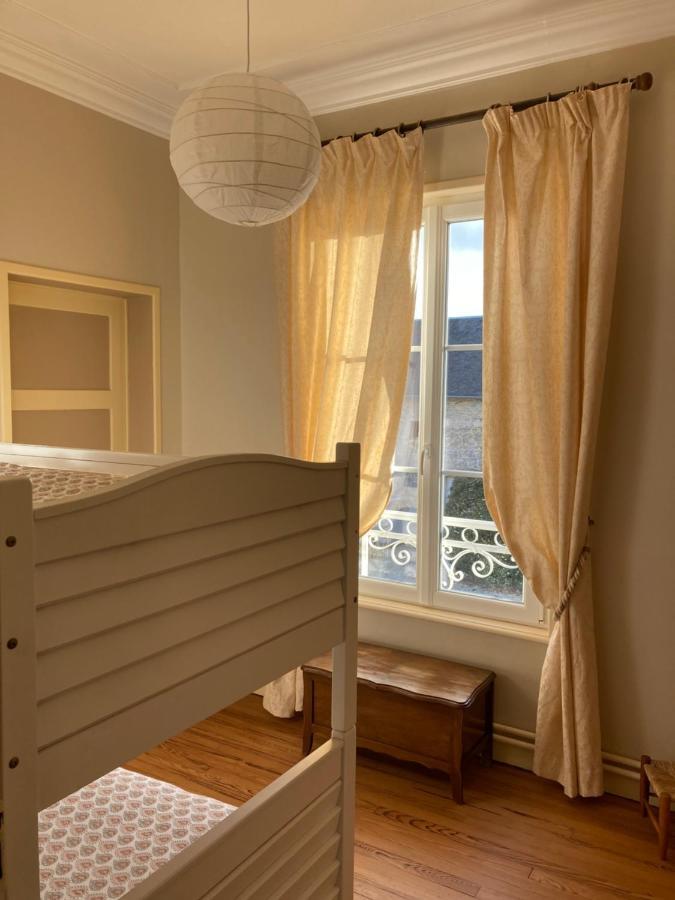 ויירוויל-סור-מר Les Chambres D'Omaha Beach Etablissement Avec Deux Chambres D'Hotes, Petit-Dejeuner Compris Fait-Maison Et Produits Locaux מראה חיצוני תמונה