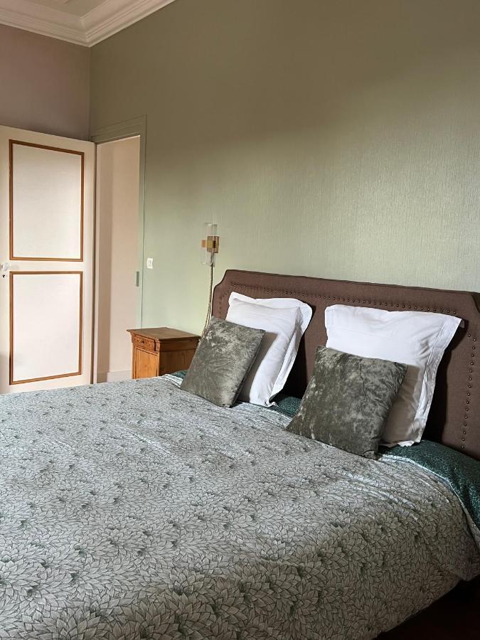 ויירוויל-סור-מר Les Chambres D'Omaha Beach Etablissement Avec Deux Chambres D'Hotes, Petit-Dejeuner Compris Fait-Maison Et Produits Locaux מראה חיצוני תמונה