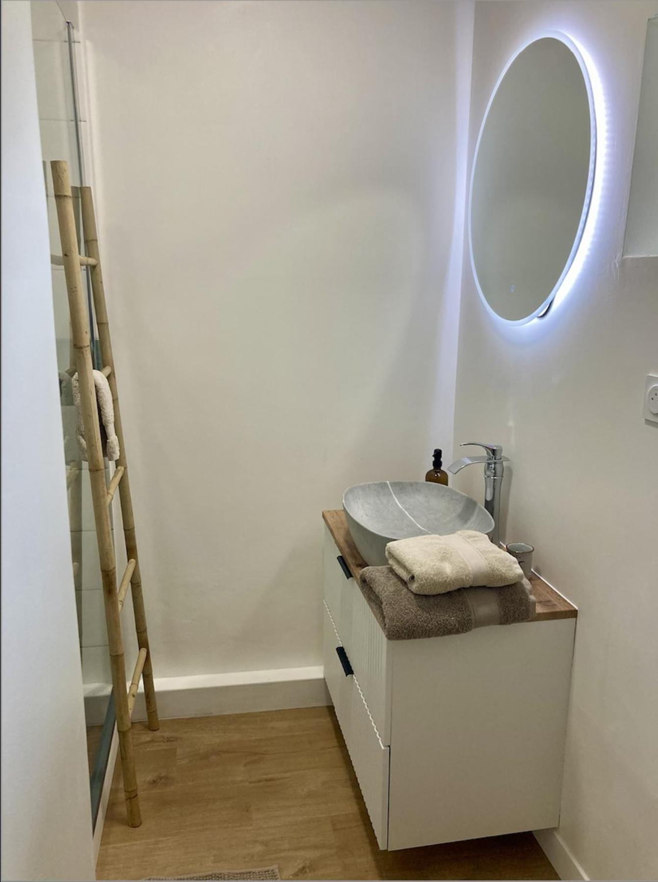 ויירוויל-סור-מר Les Chambres D'Omaha Beach Etablissement Avec Deux Chambres D'Hotes, Petit-Dejeuner Compris Fait-Maison Et Produits Locaux מראה חיצוני תמונה
